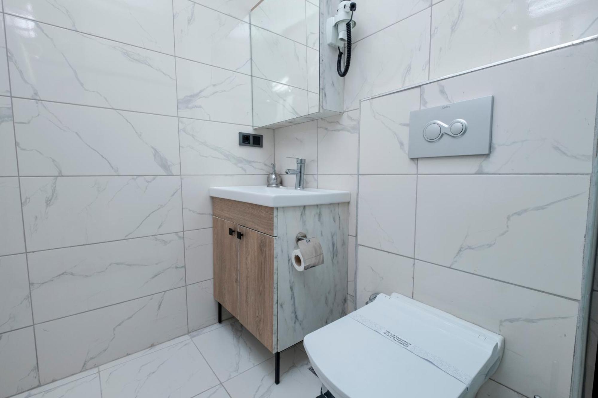 Lavender Airport Hotel Arnavutkoy Экстерьер фото