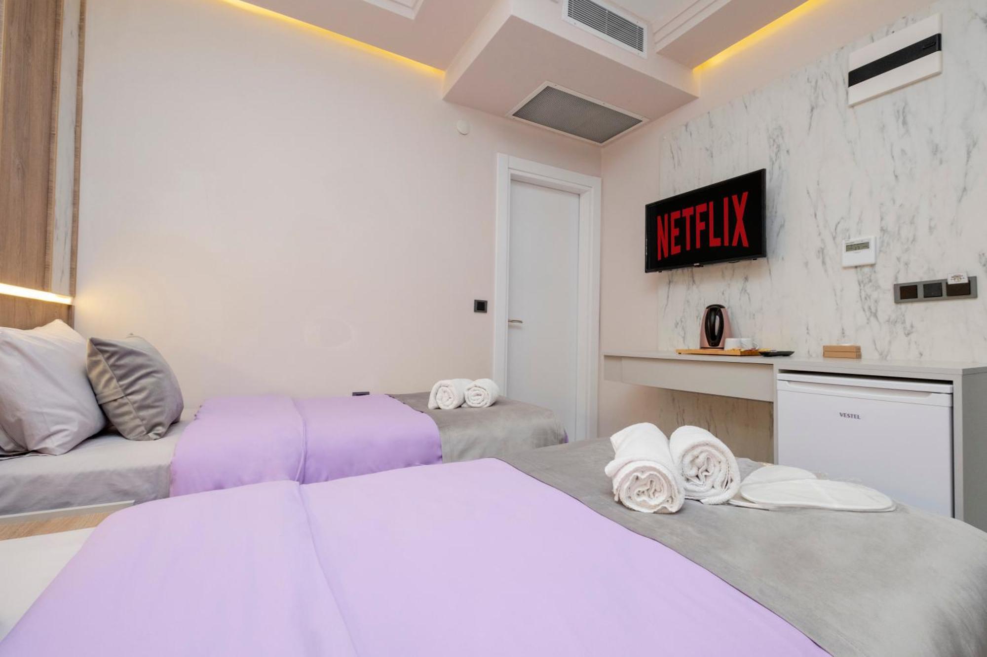 Lavender Airport Hotel Arnavutkoy Экстерьер фото